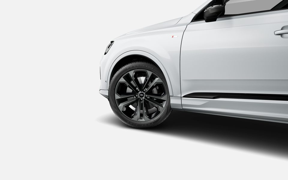 Audi Q7 S line TDI quattro tiptronic