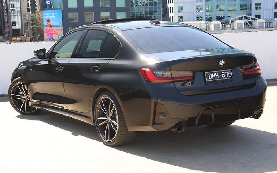 2023 BMW 330i M Sport Sports Automatic