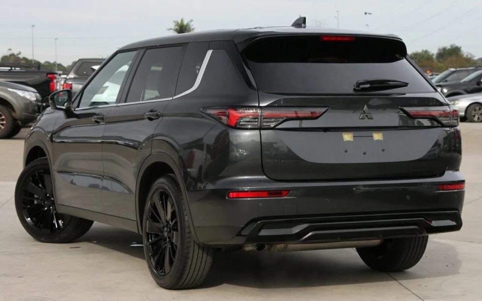2026 Mitsubishi Outlander ZM MY26 Black Edition 2WD Graphite Grey 8 Speed Constant Variable Wagon