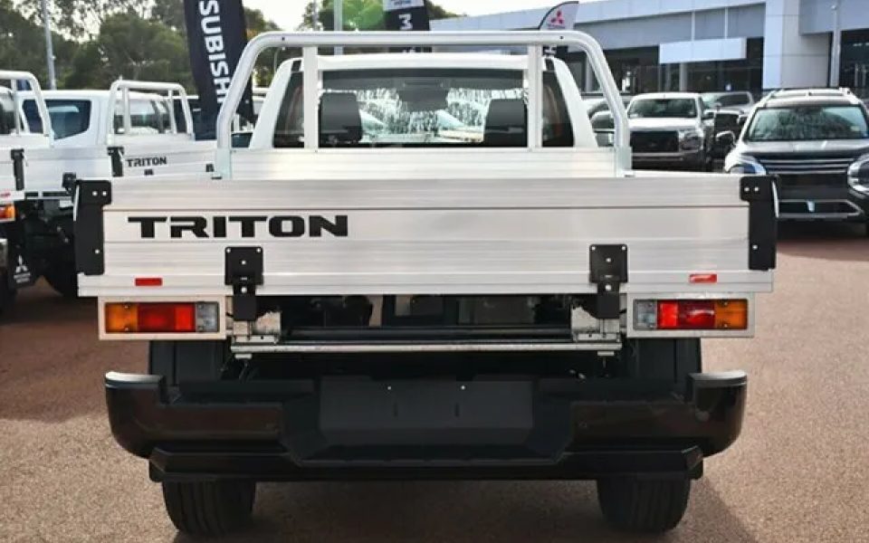 2026 Mitsubishi Triton MV MY25 GLX 4x2 White 6 Speed Sports Automatic Cab Chassis