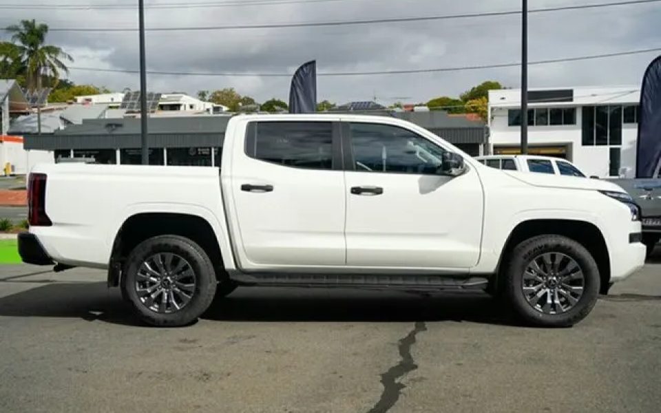 2026 Mitsubishi Triton MV MY26 GLS Pick-up Double Cab 4x4 White Diamond 6 Speed Sports Automatic