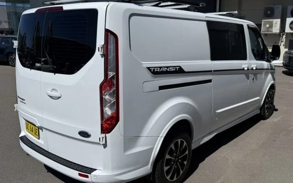 2023 Ford Transit Custom VN 2023.25MY 320L (Low Roof) Sport White 6 Speed Automatic Double Cab Van