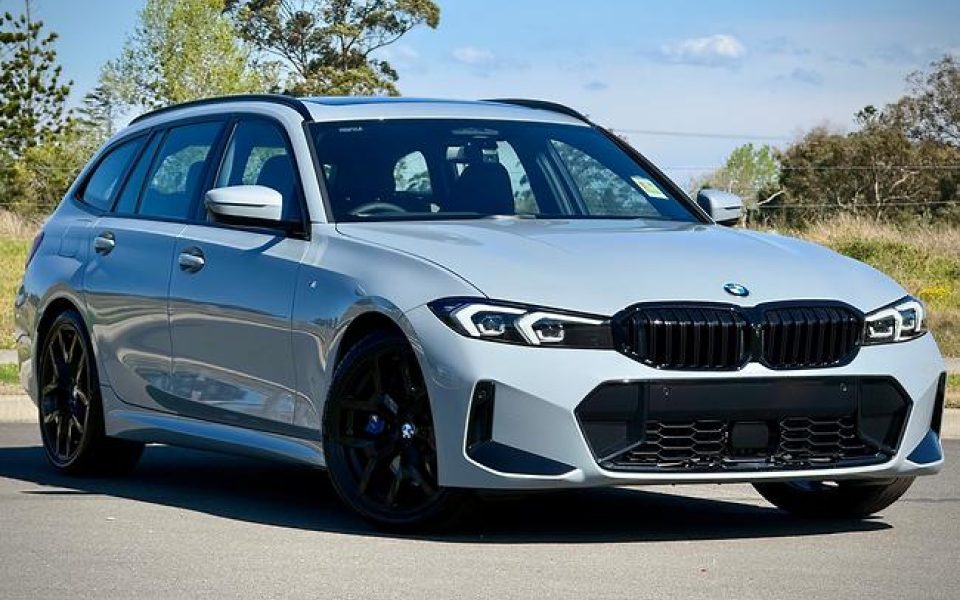 2026 BMW 330i M Sport Sports Automatic