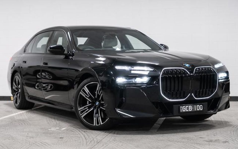 2026 BMW 740i M Sport Sports Automatic