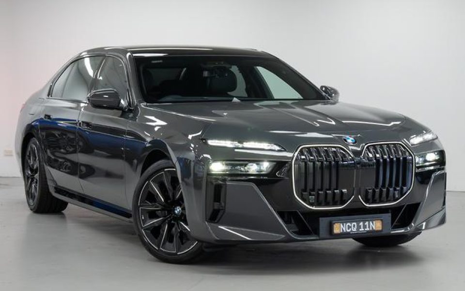 2026 BMW 740i M Sport Sports Automatic