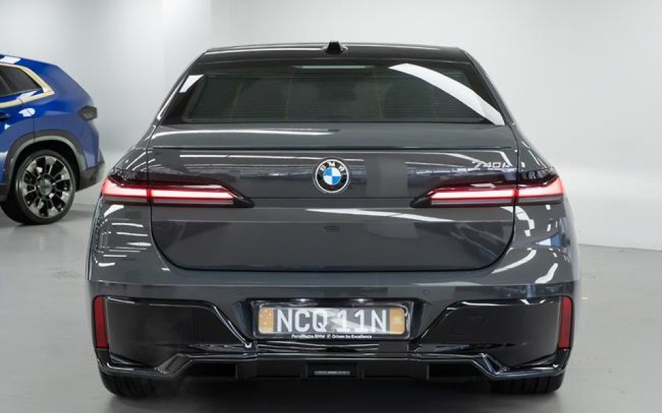 2026 BMW 740i M Sport Sports Automatic