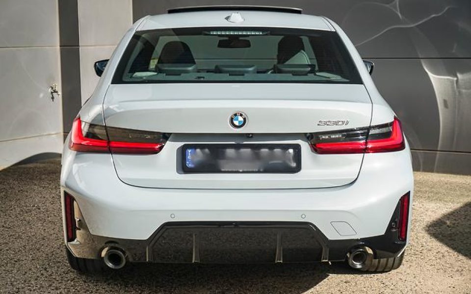 2026 BMW 330i M Sport Sports Automatic