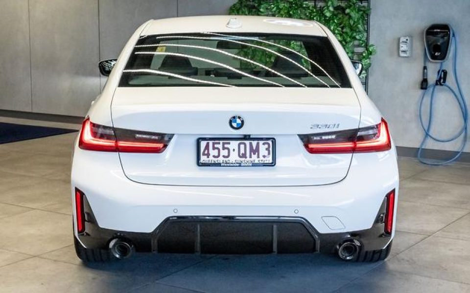 2026 BMW 330i M Sport Sports Automatic