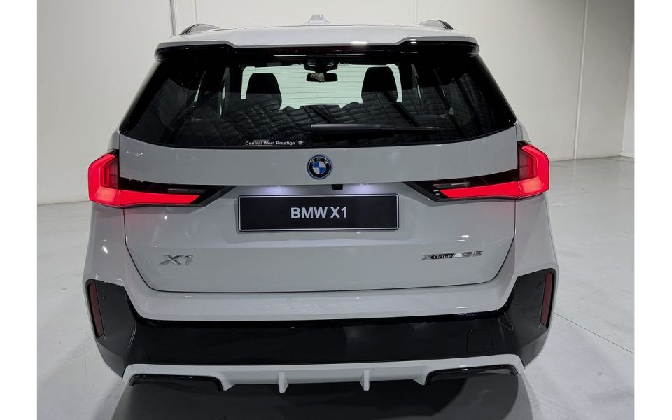 2026 BMW X1 xDrive25e M Sport