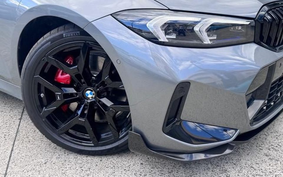 2025 BMW 330i M Sport Sports Automatic