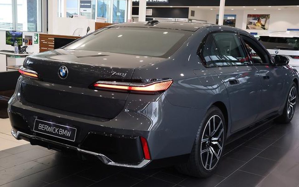 2024 BMW 740i M Sport Sports Automatic