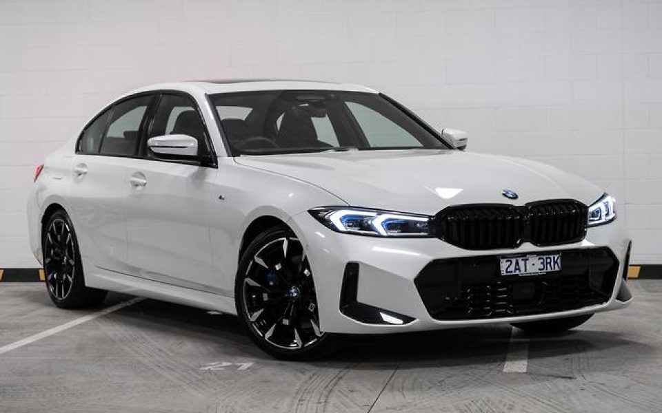 2026 BMW 330i M Sport Sports Automatic