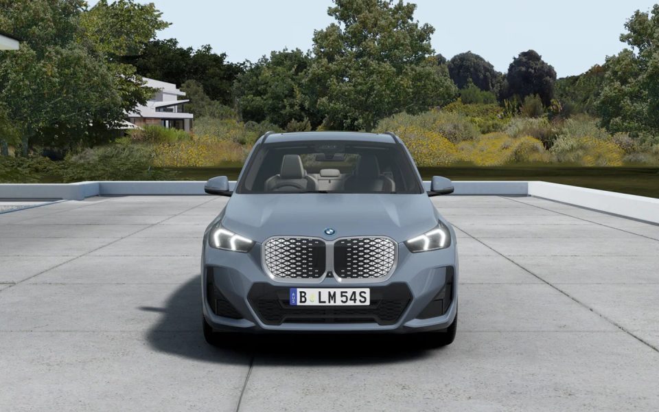 2026 BMW iX1 xDrive30 Automatic
