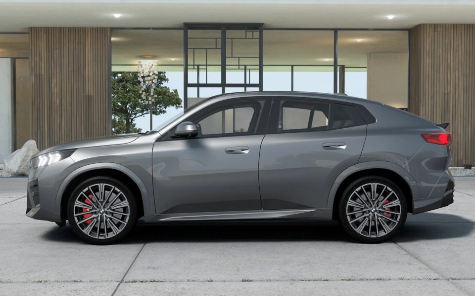 2026 BMW iX2 xDrive30 Automatic