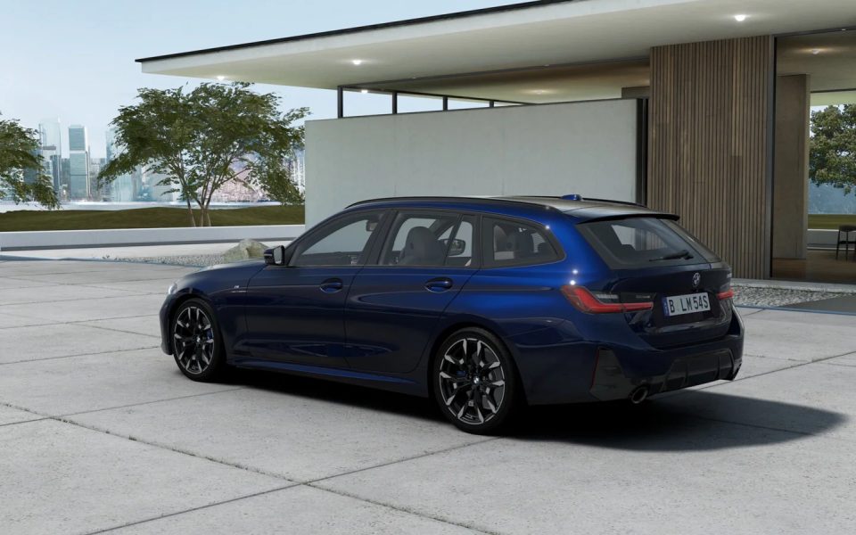 2026 BMW 330i Touring Automatic