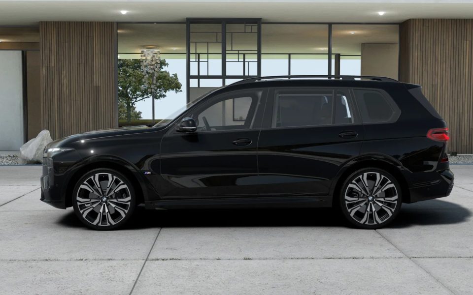 2026 BMW X7 M60i xDrive Automatic