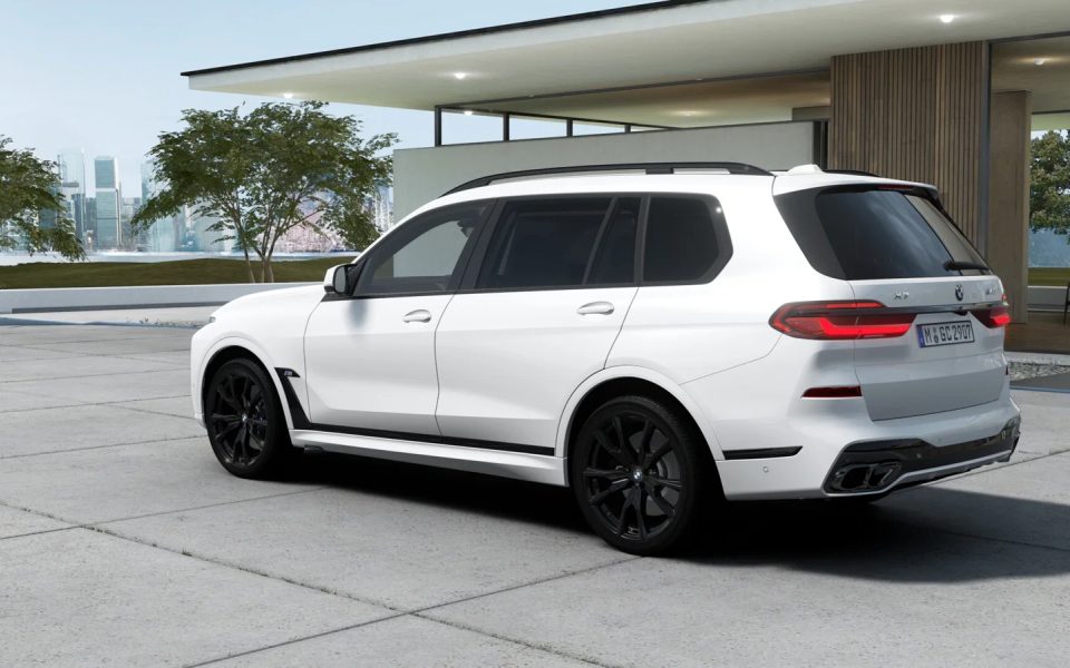 2026 BMW X7 M60i xDrive Automatic