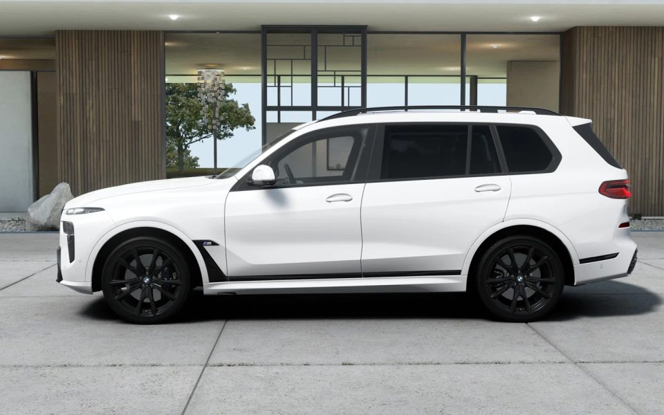 2026 BMW X7 M60i xDrive Automatic