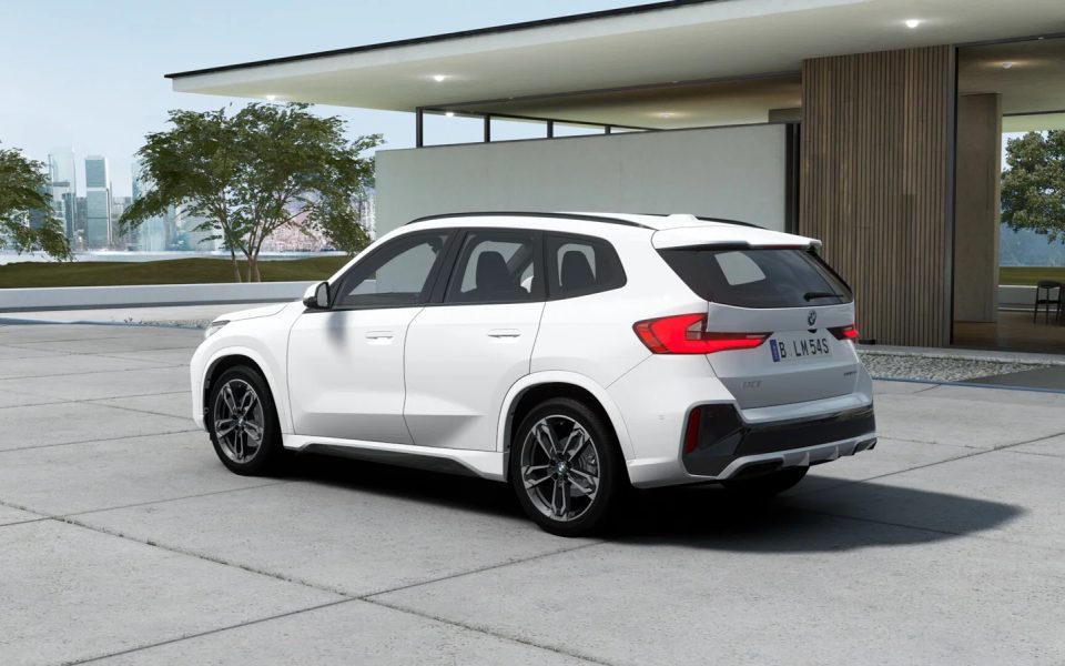 2026 BMW iX1 xDrive30 Automatic