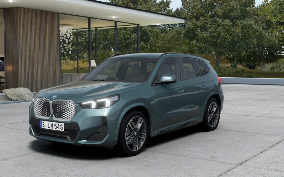 2026 BMW iX1 xDrive30 Automatic
