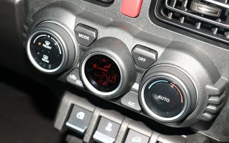 2026 Suzuki Jimny JC74 XL Chiffon Ivory & Bluish Black 5 Speed Manual Wagon