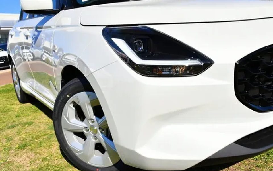 2026 Suzuki Swift UZ Hybrid Plus Pure White Pearl 1 Speed Constant Variable Hatchback