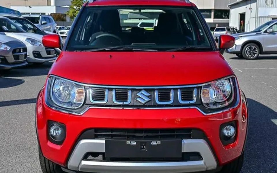 2024 Suzuki Ignis Burning Red Hatchback
