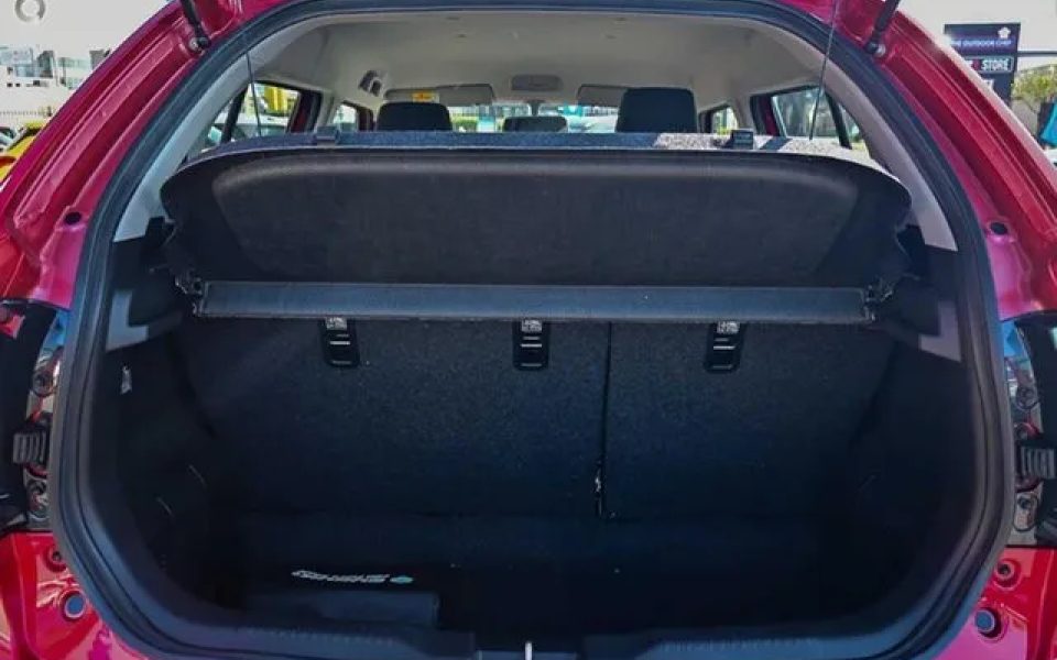 2024 Suzuki Ignis Burning Red Hatchback