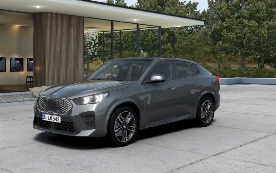 2026 BMW iX2 xDrive30 Automatic