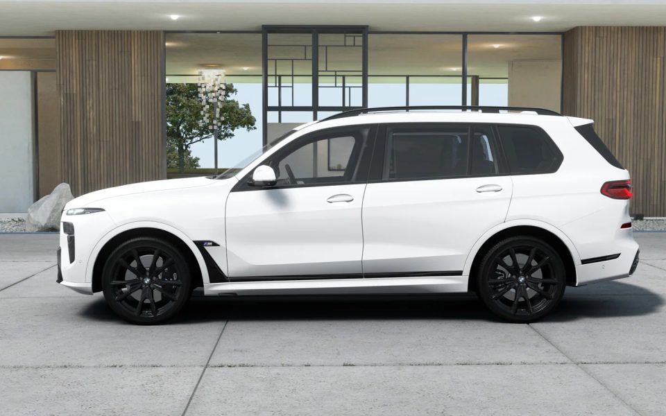 2026 BMW X7 M60i xDrive Automatic