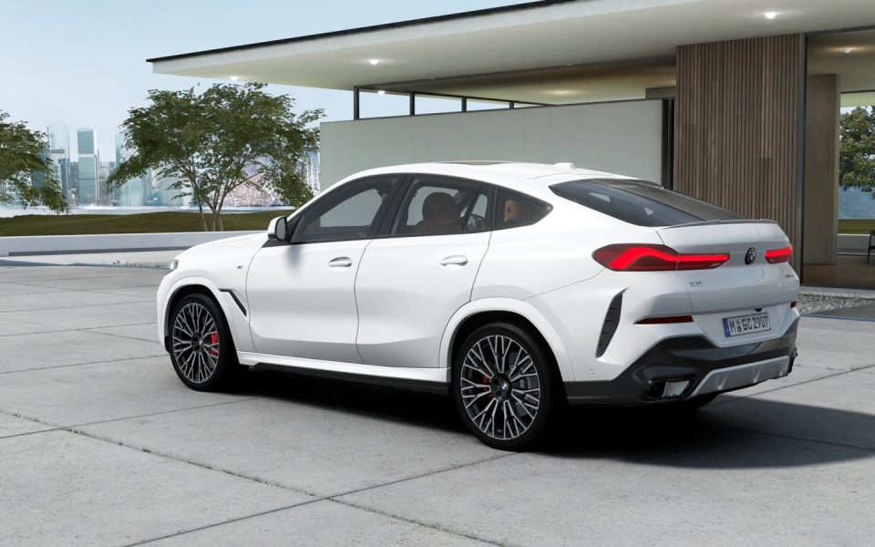 2026 BMW X6 xDrive40i Automatic