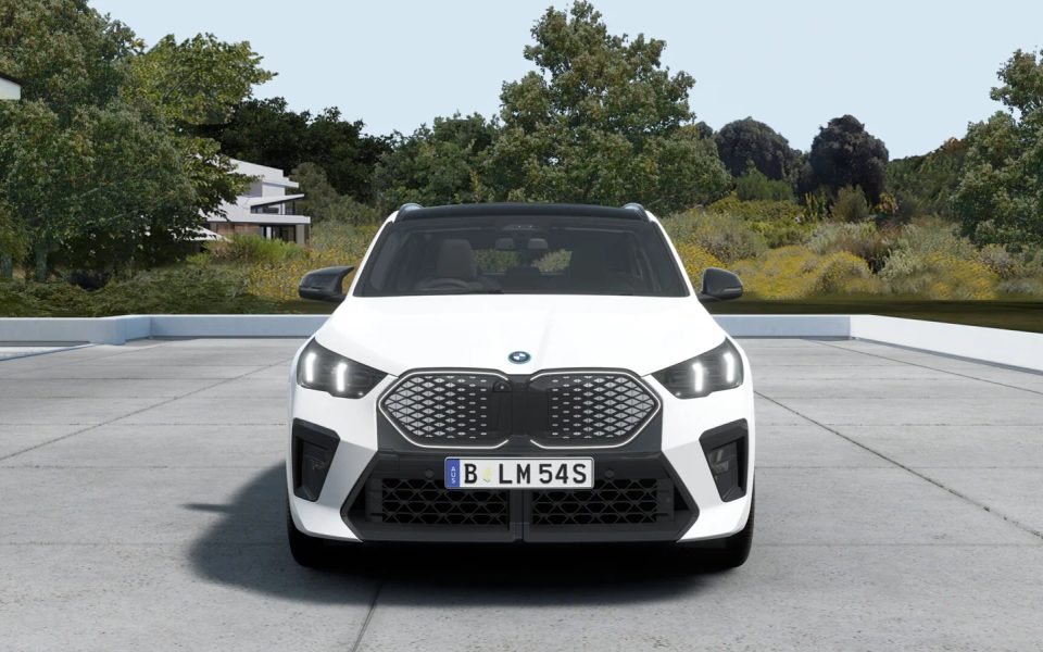 2026 BMW iX2 xDrive30 Automatic