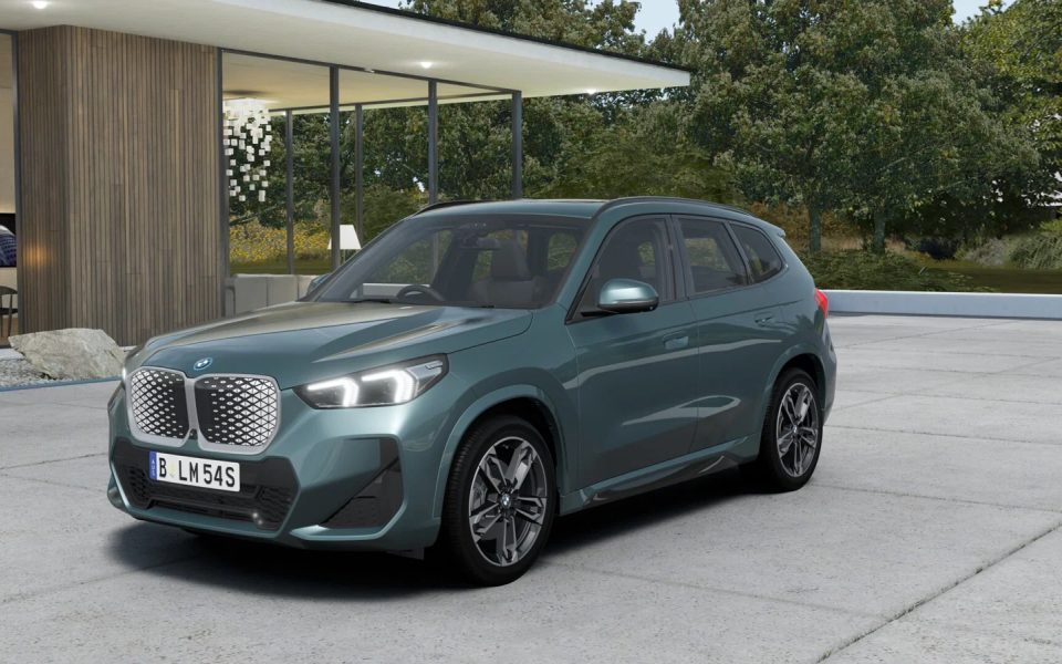 2026 BMW iX1 xDrive30 Automatic