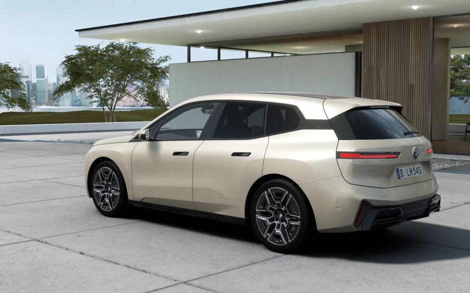 2026 BMW iX xDrive45 Automatic