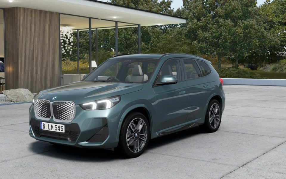 2026 BMW iX1 xDrive30 Automatic