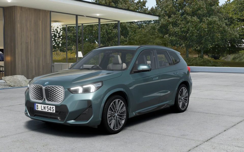 2026 BMW iX1 xDrive30 Automatic