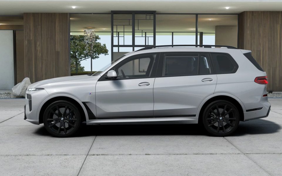 2026 BMW X7 xDrive40i Automatic