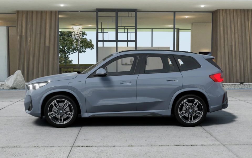 2026 BMW X1 xDrive25e Automatic
