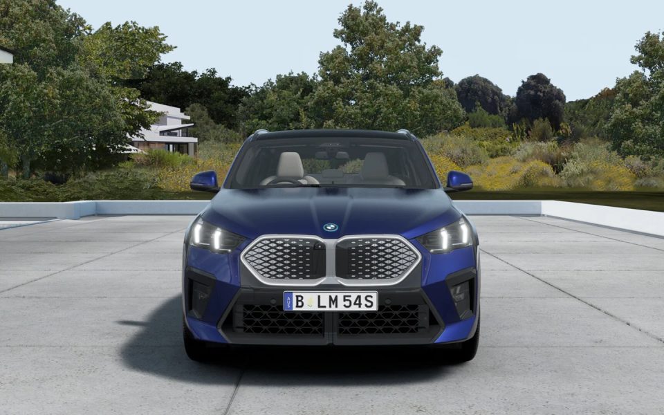 2026 BMW iX2 xDrive30 Automatic