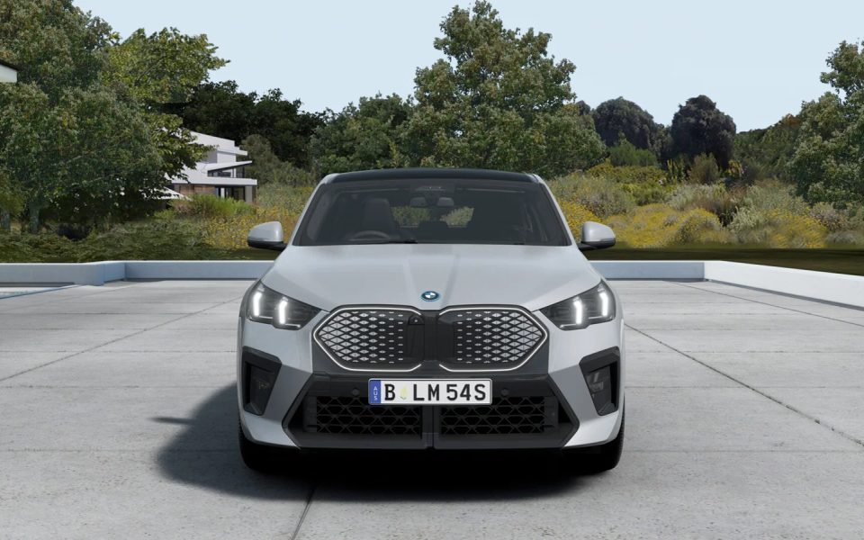 2026 BMW iX2 xDrive30 Automatic