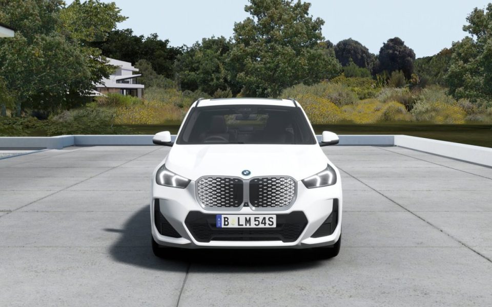 2026 BMW iX1 xDrive30 Automatic