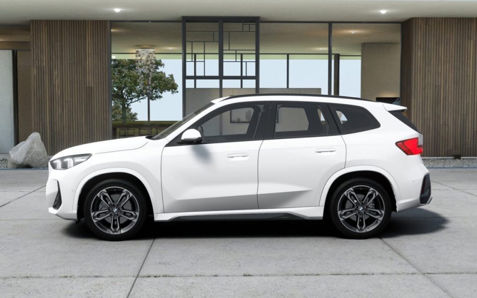 2026 BMW iX1 xDrive30 Automatic