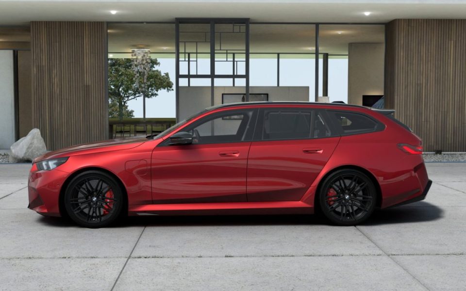 2026 BMW M5 Touring Automatic