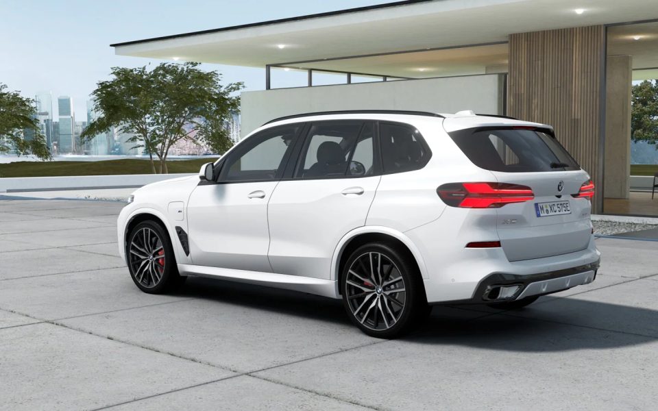 2026 BMW X5 xDrive50e Automatic
