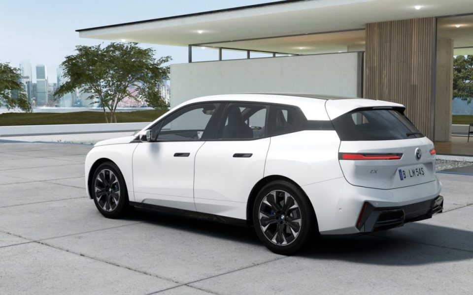 2026 BMW iX xDrive45 Automatic