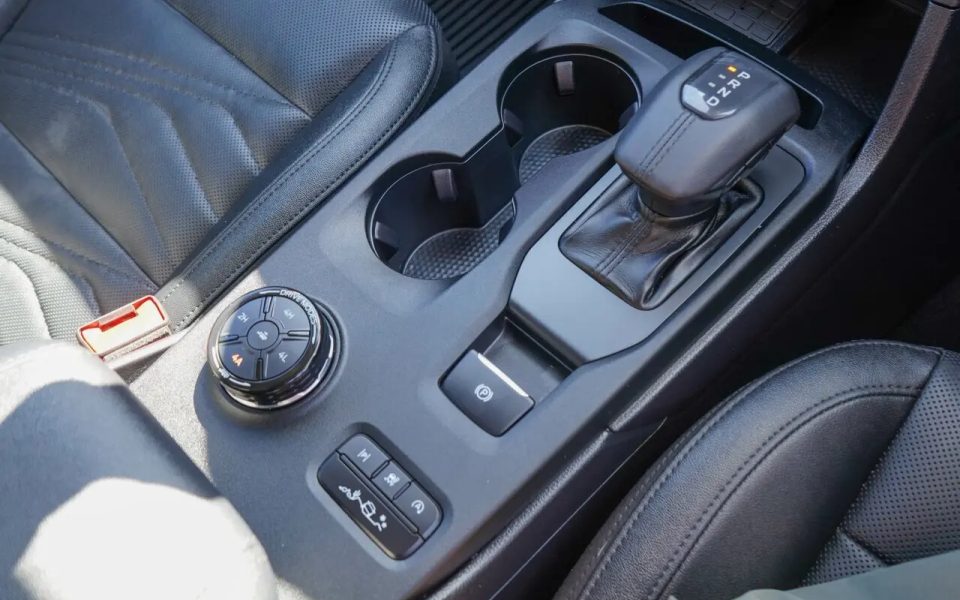 USED VEHICLE