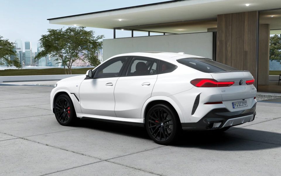 2026 BMW X6 xDrive30d Automatic