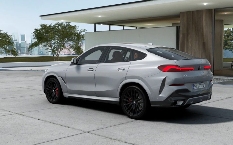 2026 BMW X6 xDrive30d Automatic