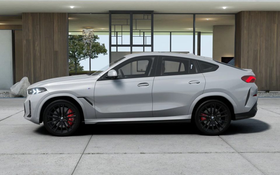 2026 BMW X6 xDrive30d Automatic