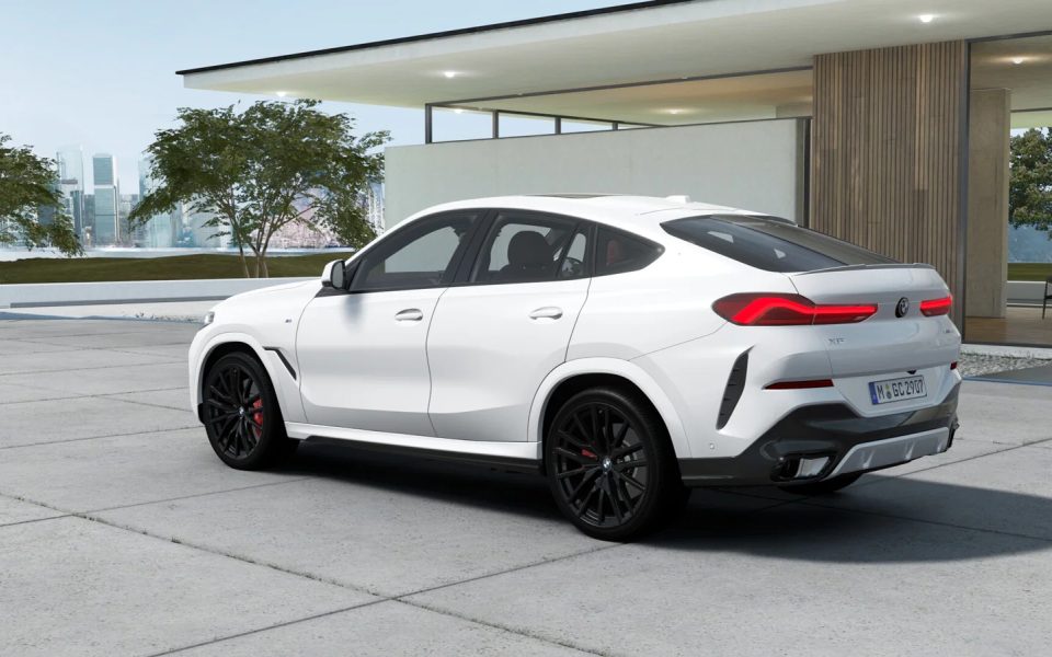 2026 BMW X6 xDrive40i Automatic